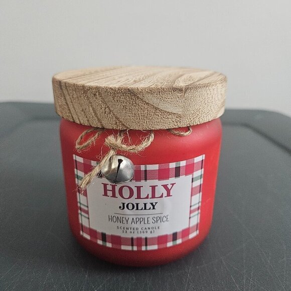 Holly Jolly Honey Apple Spice Candle - 13oz - Picture 1 of 4